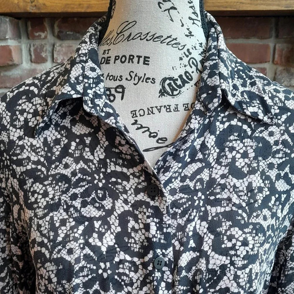 Vintage Silk Finity Studio Blouse - Picture 2 of 5